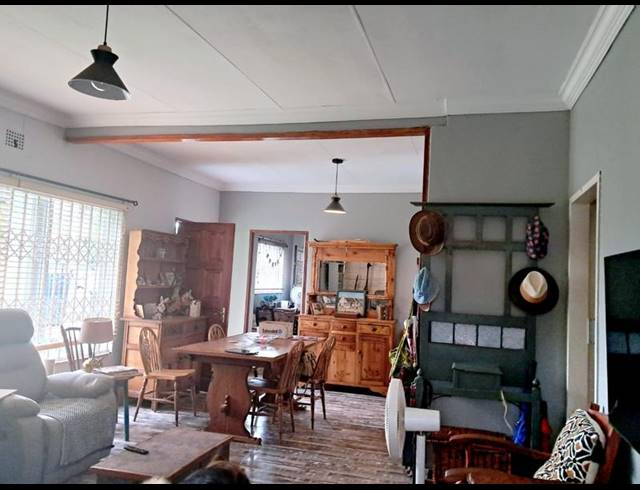 3 BEDROOM HOUSE FOR SALE IN THE ORCHARDS